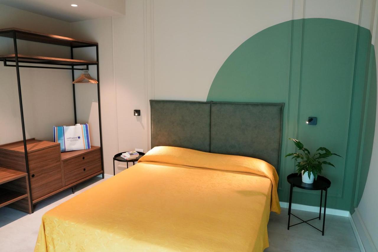 Hotel International ガビッチェ・マーレ エクステリア 写真